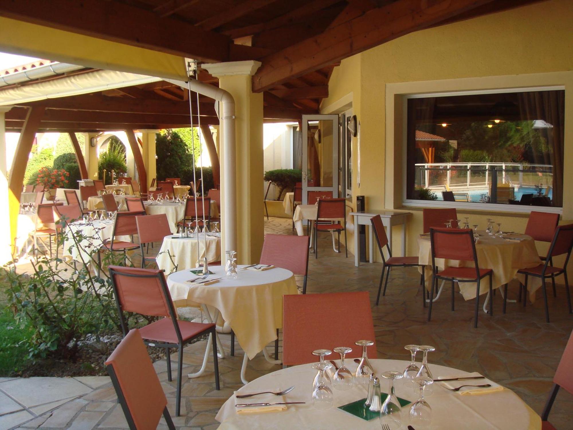 Hotel Restaurant La Martiniere Montélier エクステリア 写真