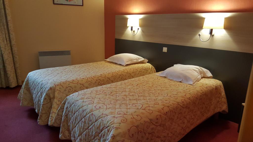 Hotel Restaurant La Martiniere Montélier エクステリア 写真