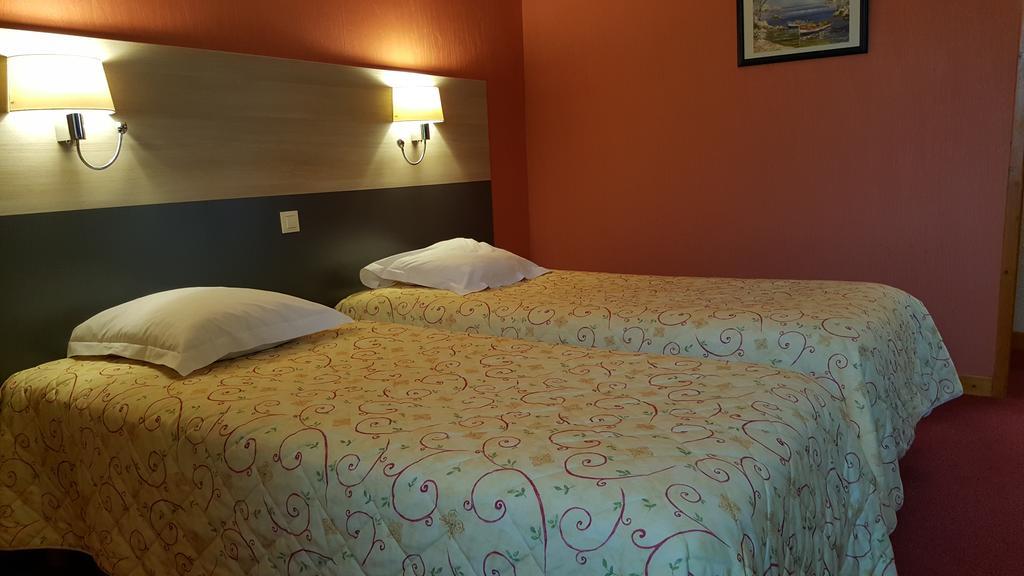 Hotel Restaurant La Martiniere Montélier エクステリア 写真
